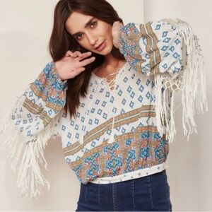 Free People Macra Maze Me Ivory Combo Long
Balloon Sleeves Boho Top
Size med